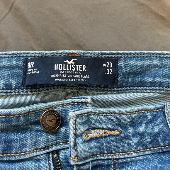 Hollister bellbottom jeans - Picture 2 of 3